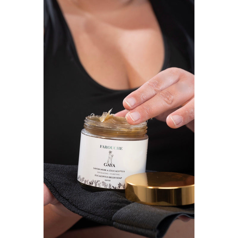 GAYA: Moroccan black soap with eucalyptus and exfoliating glove